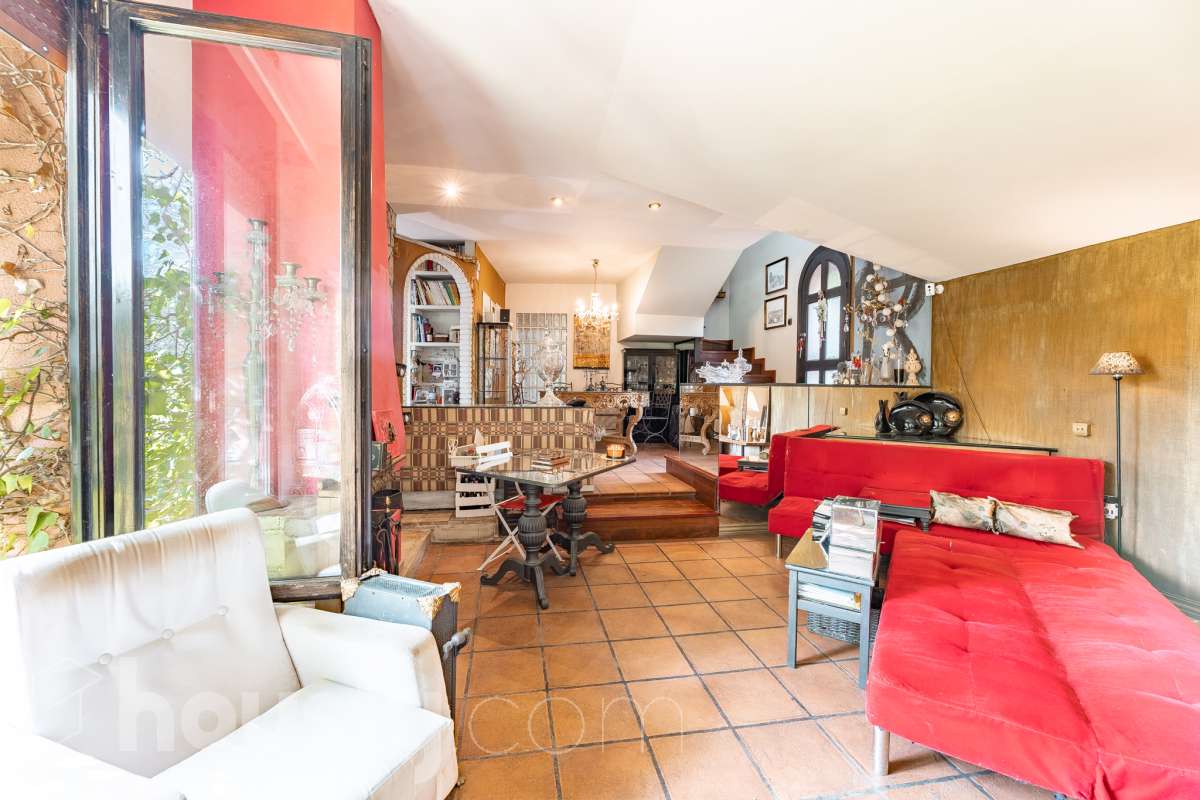Casa en venta en Calle Riu ripoll 2 08759,  Vallirana-4