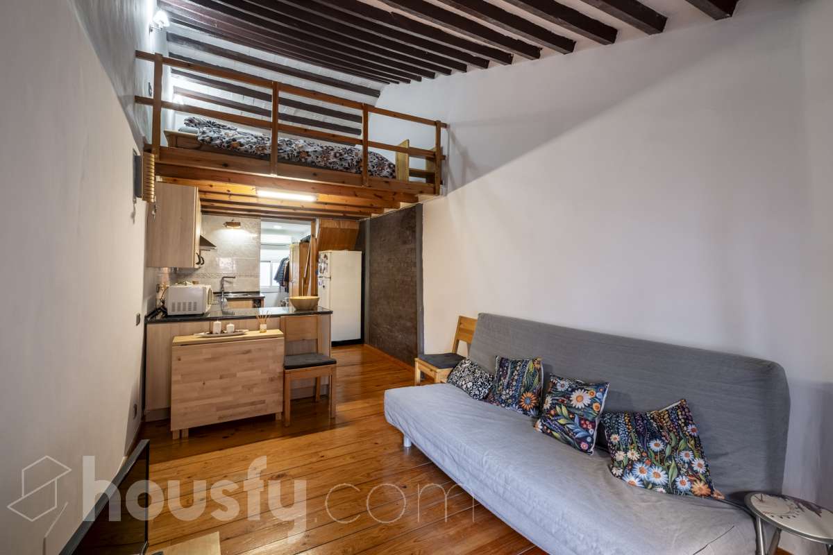 Piso en venta en Carrer dels Jocs Florals, Sants-Montjuïc, Barcelona-1