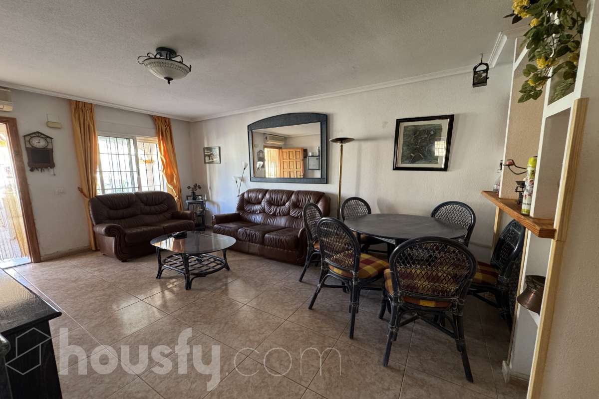 Casa en alquiler en Calle Dulcinea, Nueva Torrevieja - Aguas Nuevas, Torrevieja-0