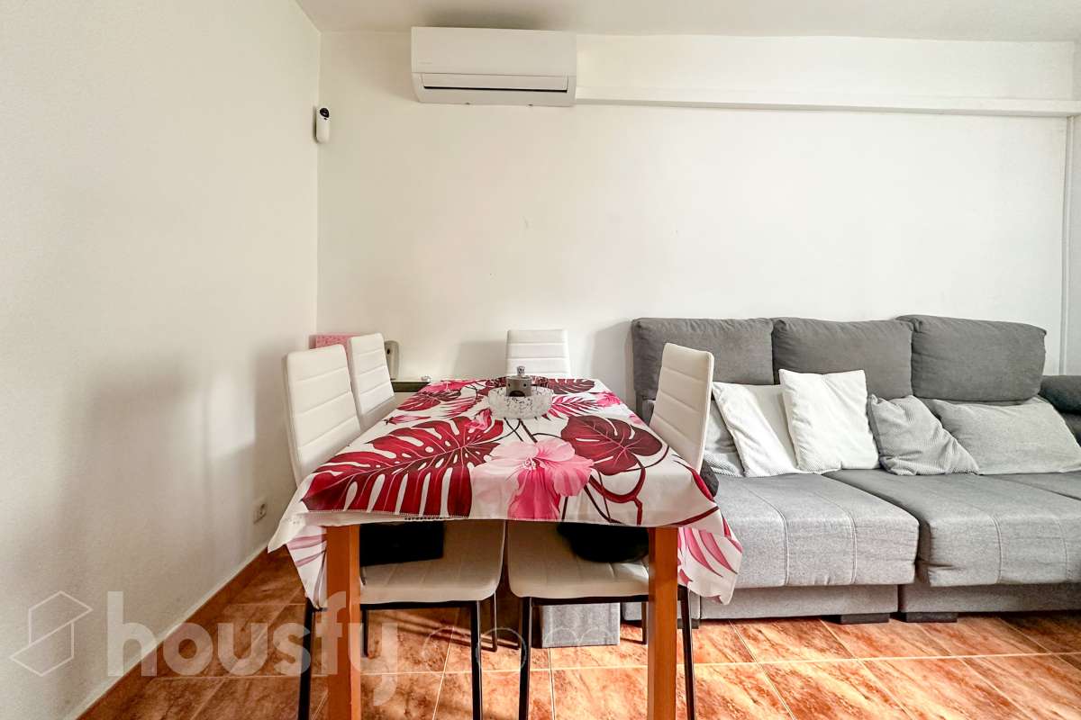 Piso en venta en Calle de Gómez de Avellaneda, Ciudad Lineal, Madrid-2