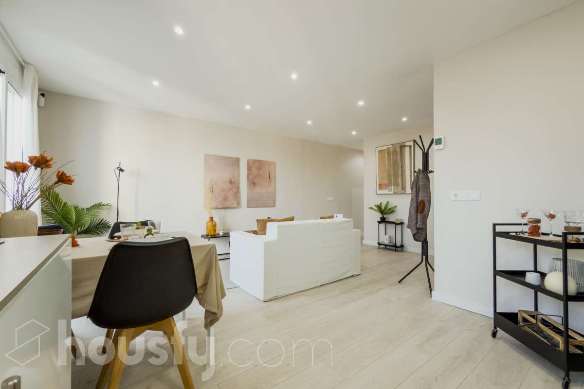 Piso en venta en Carrer de Rafael Campalans,  L'Hospitalet de Llobregat-1