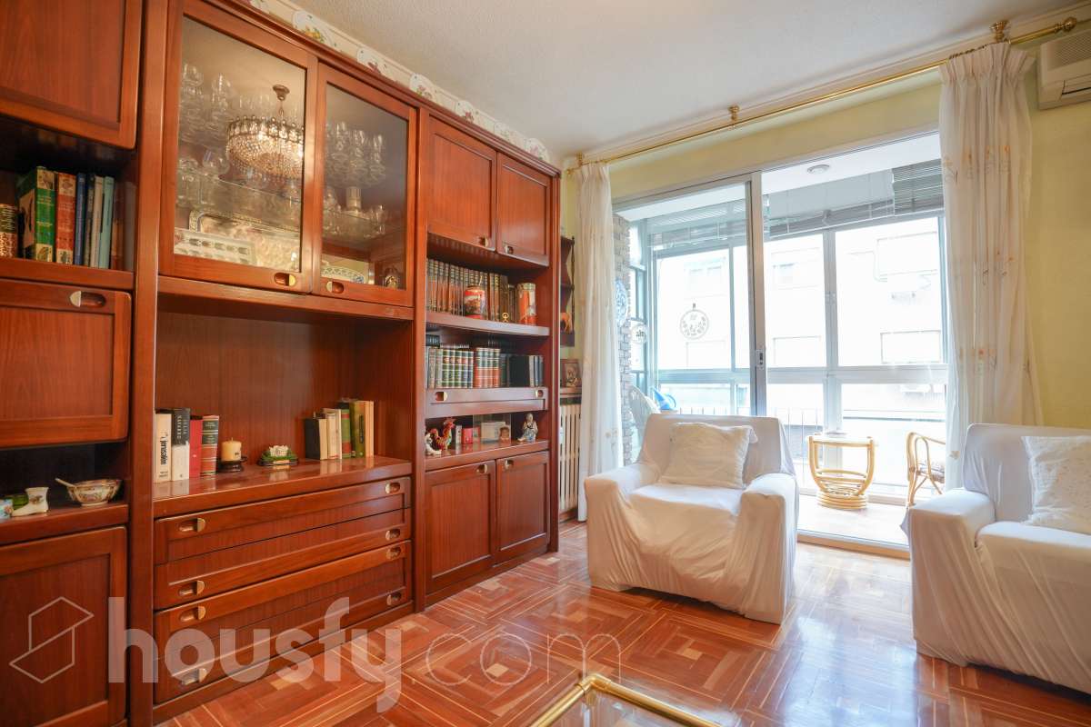 Piso en venta en Cl. Santísima Trinidad, Chamberí, Madrid-2