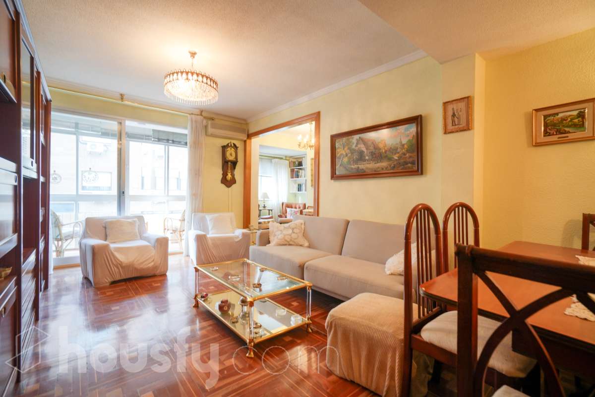 Piso en venta en Cl. Santísima Trinidad, Chamberí, Madrid-0