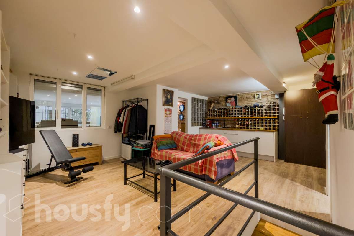 Local en venta en Carrer de Balcells, Gràcia, Barcelona-0