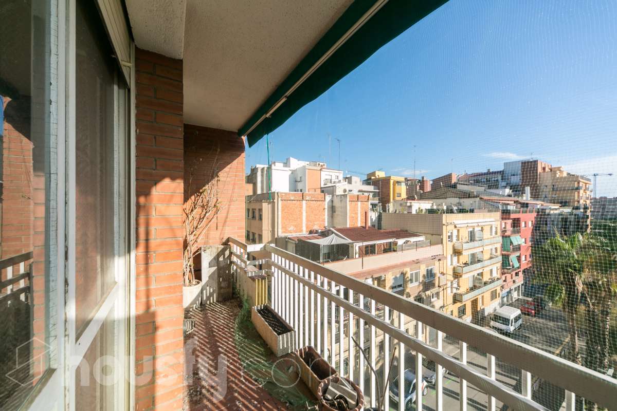 Piso en venta en Carrer d'Eiximenis, Sant Andreu, Barcelona-0