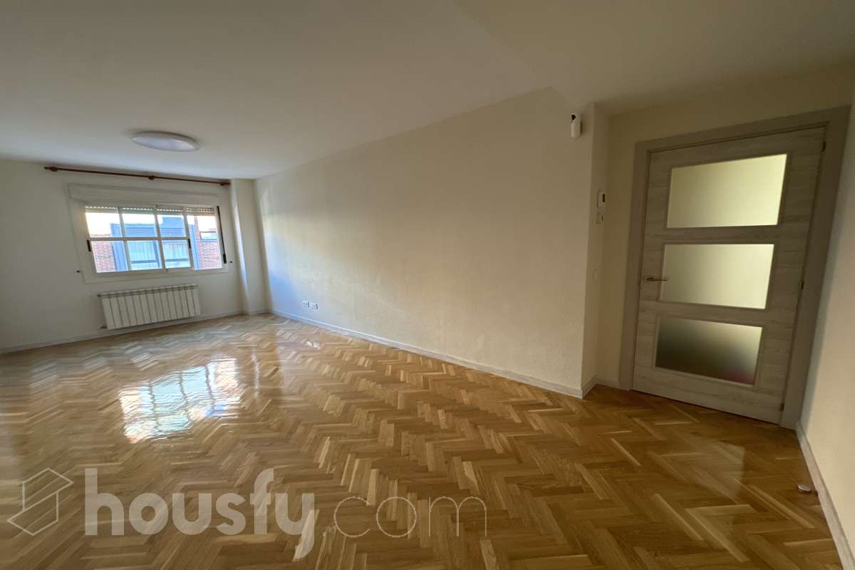 Piso en alquiler en Calle la Coruña,  Leganés-1