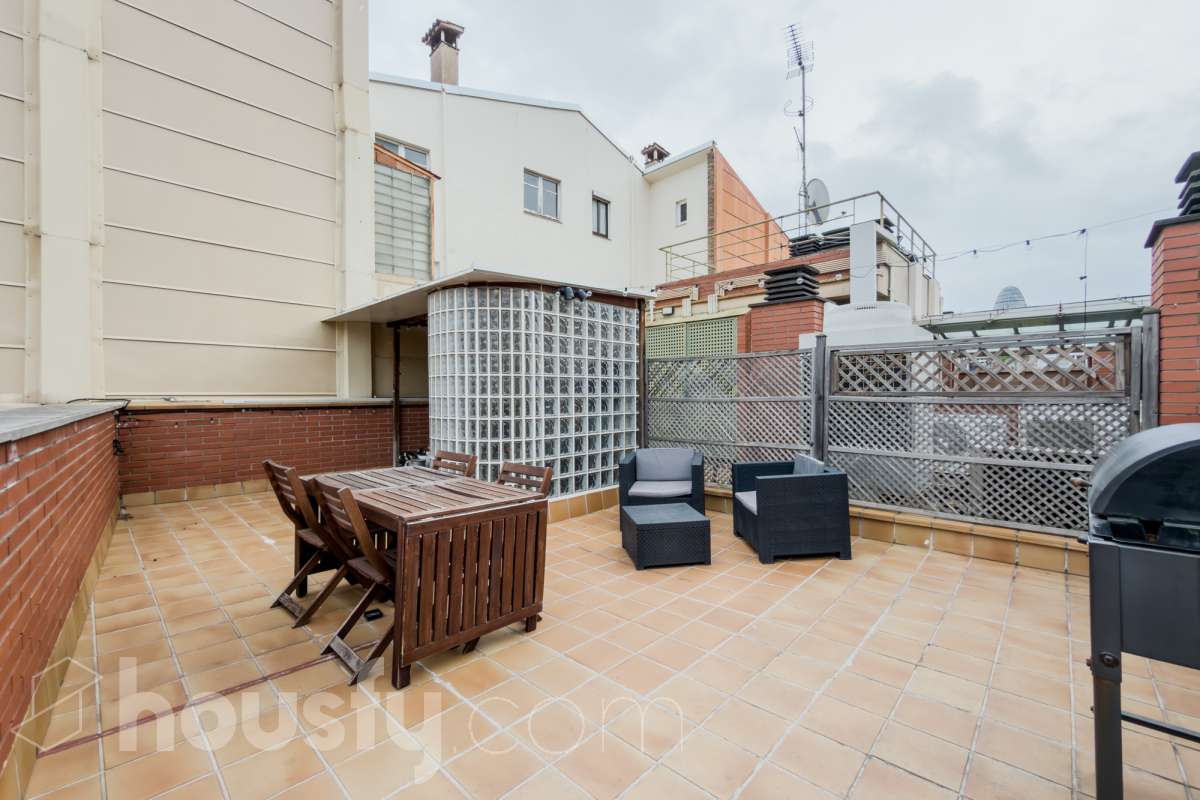 Ático en venta en Carrer dels Enamorats, Eixample, Barcelona-1