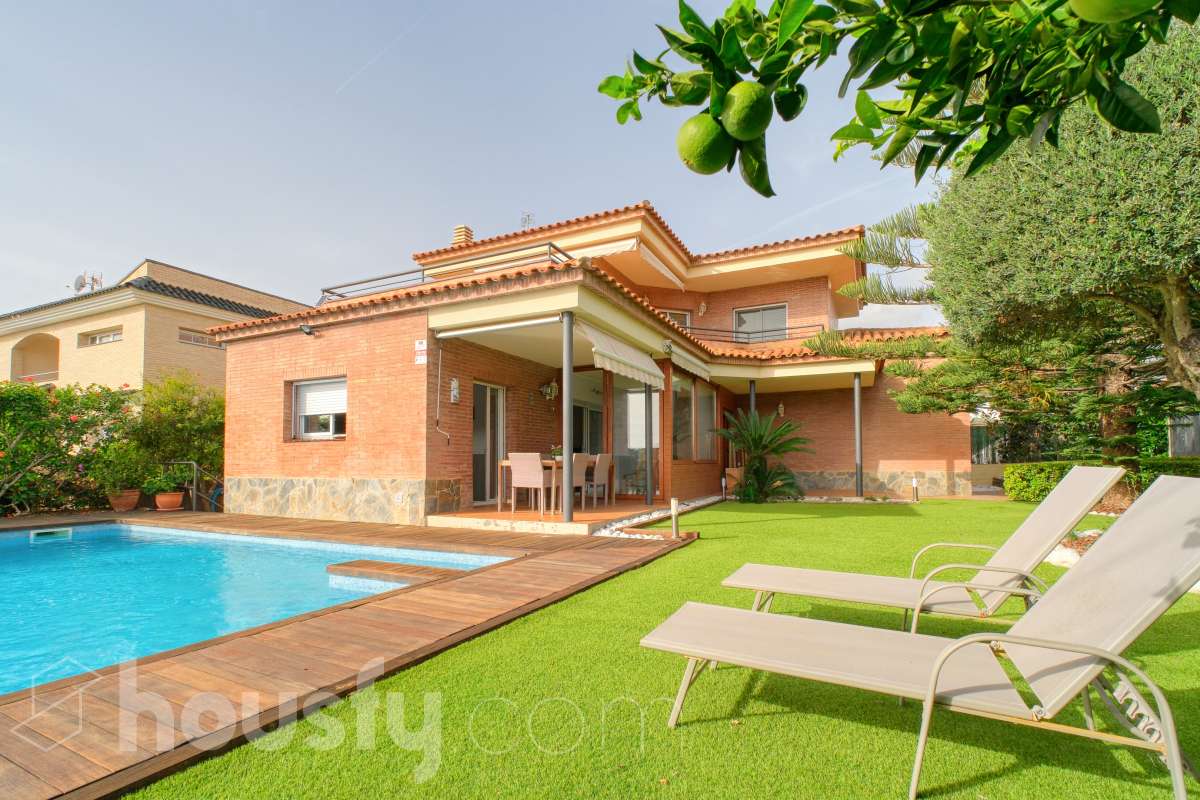 Casa en venta en Carrer Barcelona,  La Pobla de Montornès-4