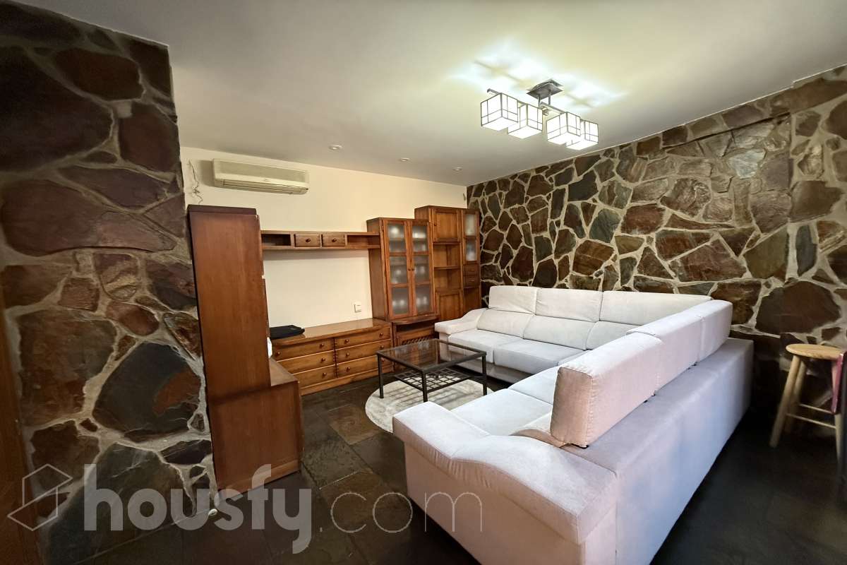 Piso en alquiler en Calle de Julio Domingo, Carabanchel, Madrid-1