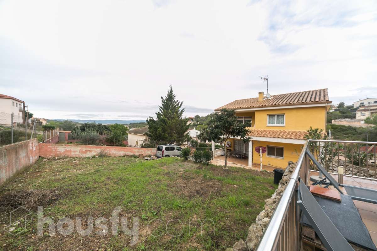 Casa en venta en Carrer de la Figuera,  Olèrdola-1