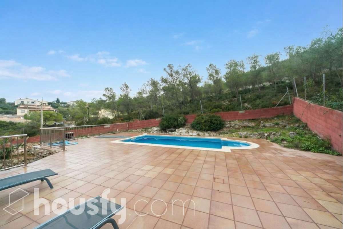 Casa en venta en Carrer de la Figuera,  Olèrdola-2