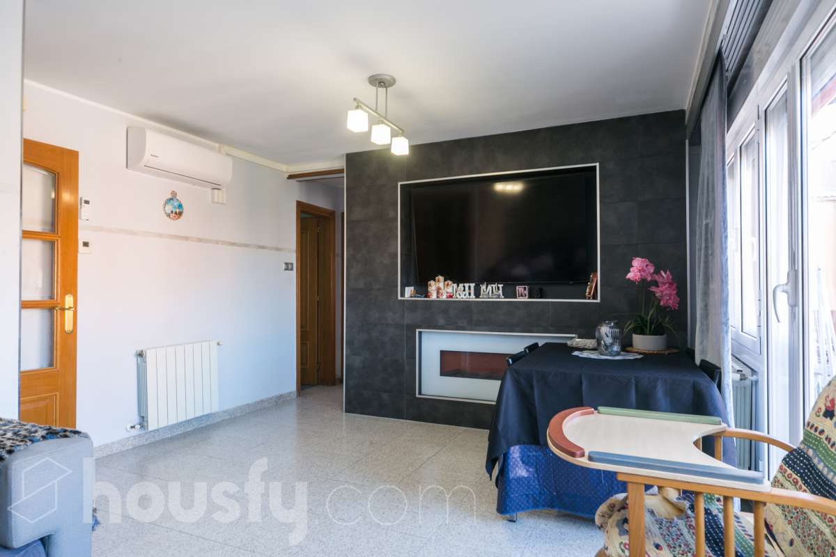 Piso en venta en Carrer de Jacint Elías, Llevant, Terrassa-3