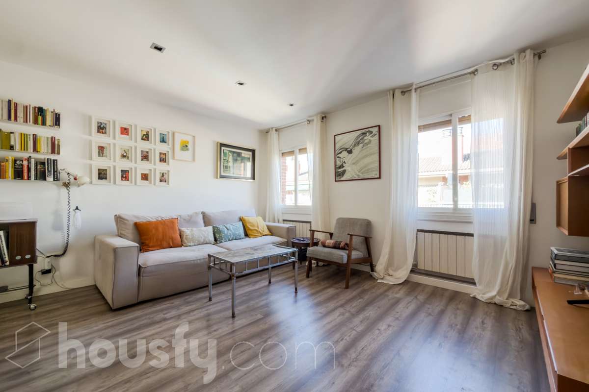 Piso en venta en Carrer de Santa Joaquima de Vedruna, Horta Guinardó, Barcelona-0