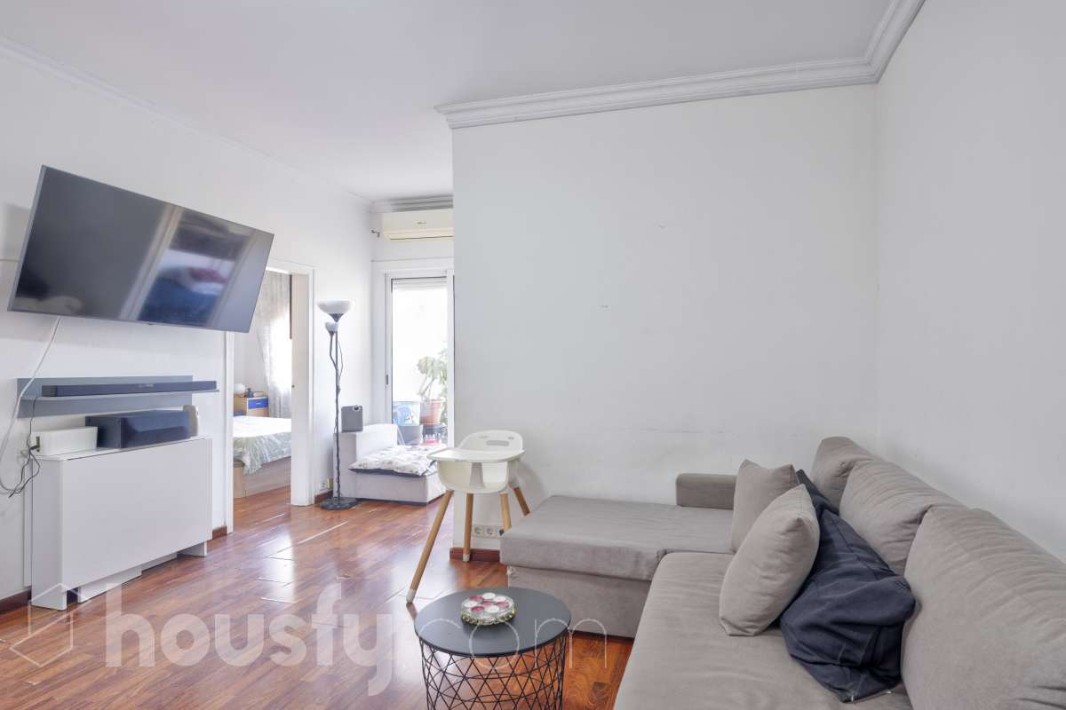 Piso en venta en RR BLANCA, Sants-Montjuïc, Barcelona-0