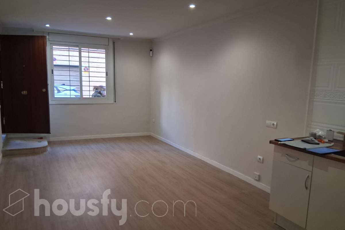 Piso en alquiler en Carrer d'Eivissa, Nord-Est, Terrassa-1