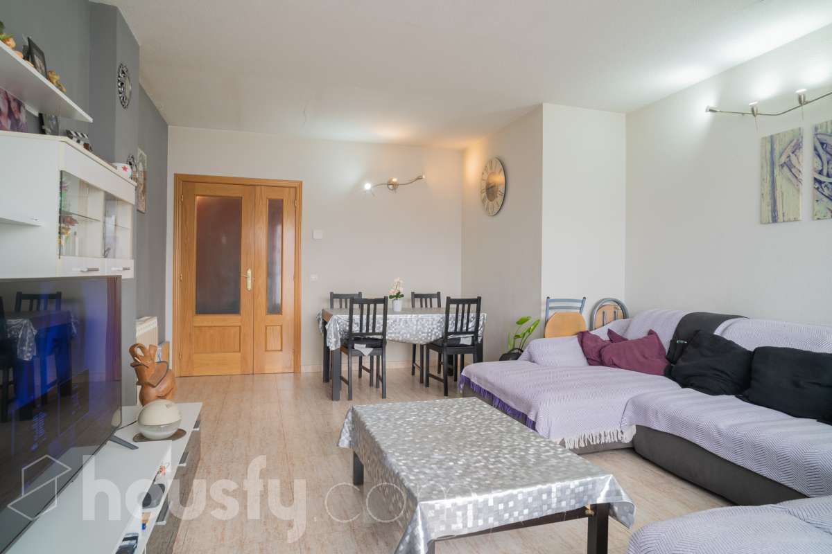 Piso en venta en Avenida del Mediterráneo,  Arganda-2