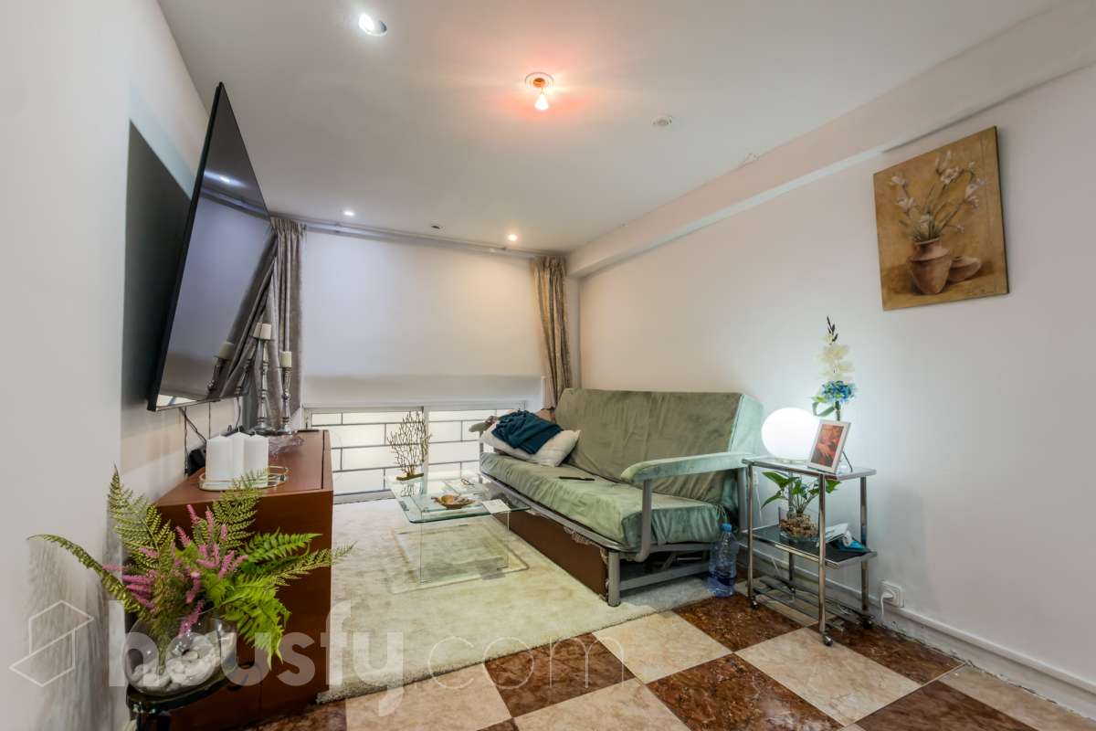 Bajo en venta en Carrer de Vilamarí, Eixample, Barcelona-1