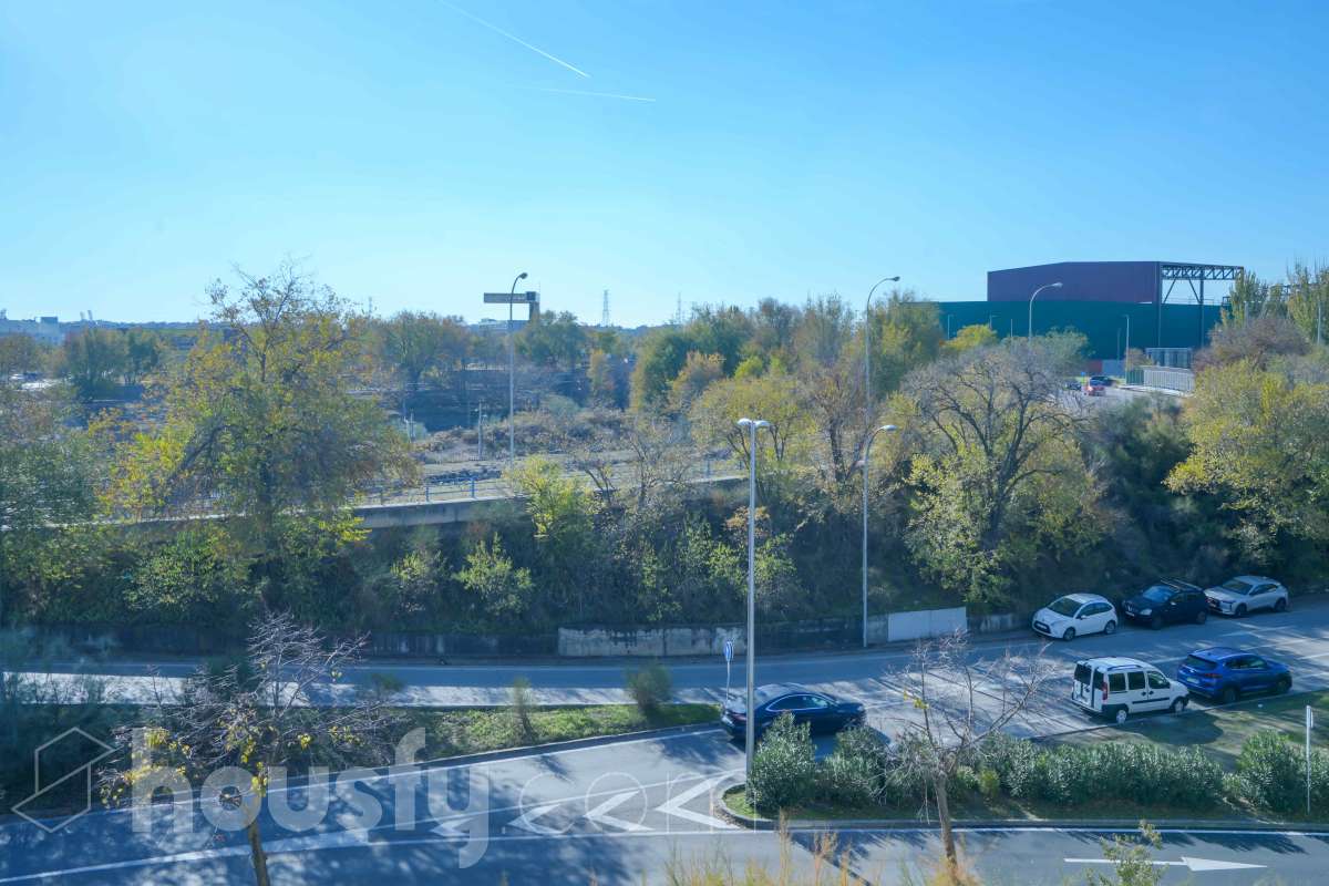 Piso en venta en Cl. San Aureliano, Villaverde, Madrid-0