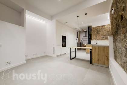 Piso en venta en Carrer d'en Roca, El Gòtic, Barcelona-0