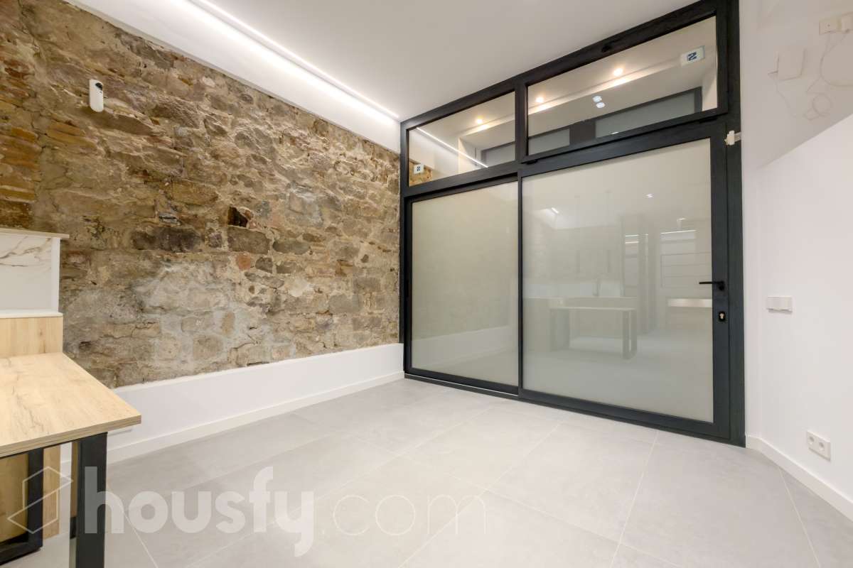 Piso en venta en Carrer d'en Roca, Ciutat Vella, Barcelona-1