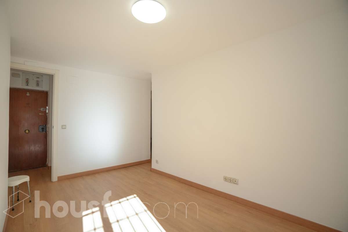 Piso en venta en Cl Resineria, San Blas, Madrid-1