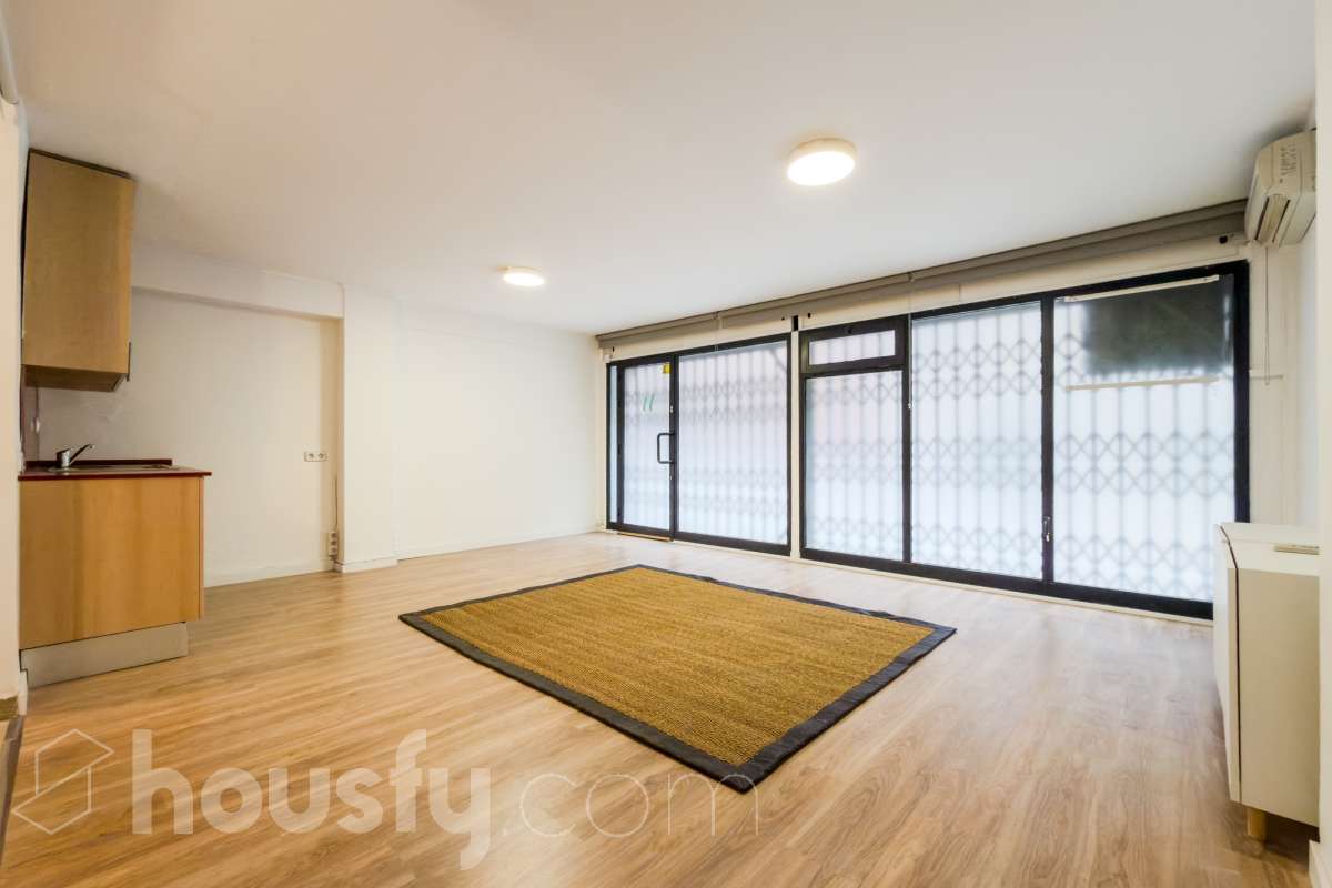 Local en venta en CL BERTRAN, Sarrià-Sant Gervasi, Barcelona-0