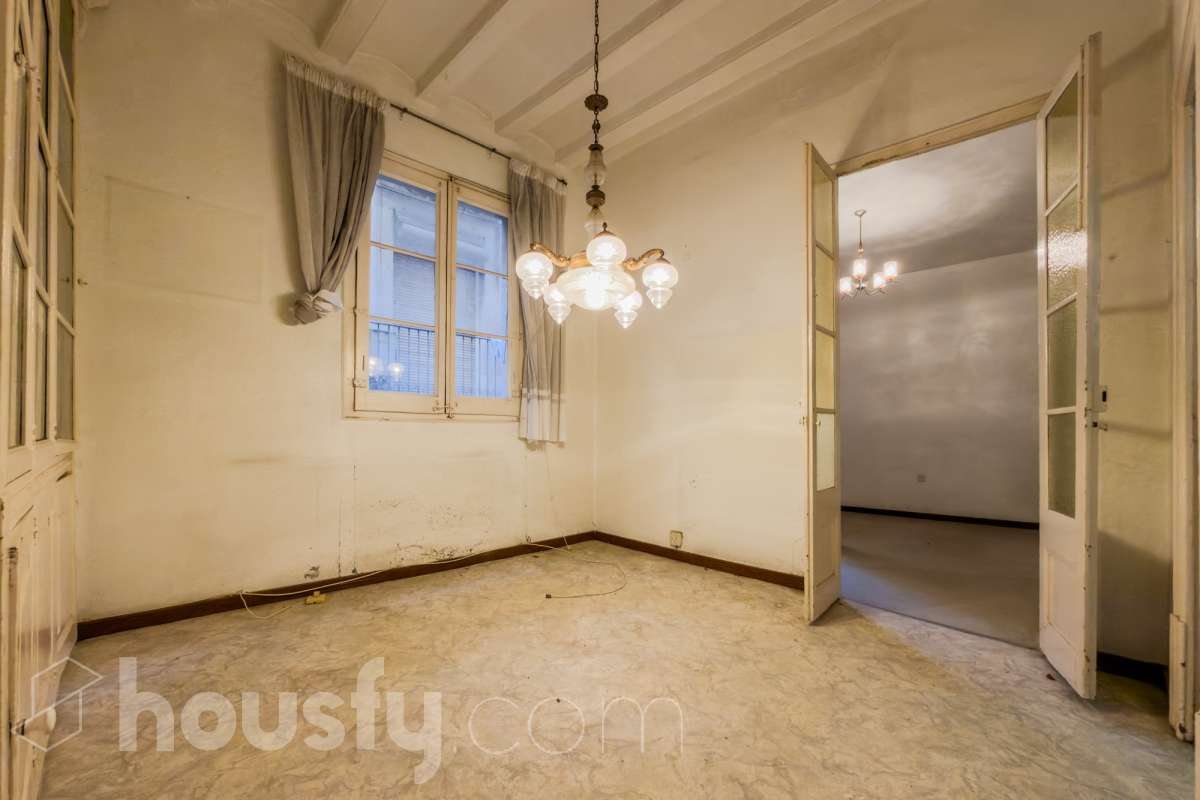 Piso en venta en CL ABAIXADORS, Ciutat Vella, Barcelona-2