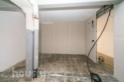 Local en CL CAMPOAMOR,