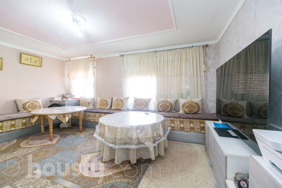 Piso en venta en Carrer de Menéndez y Pelayo, Sud, Terrassa-1