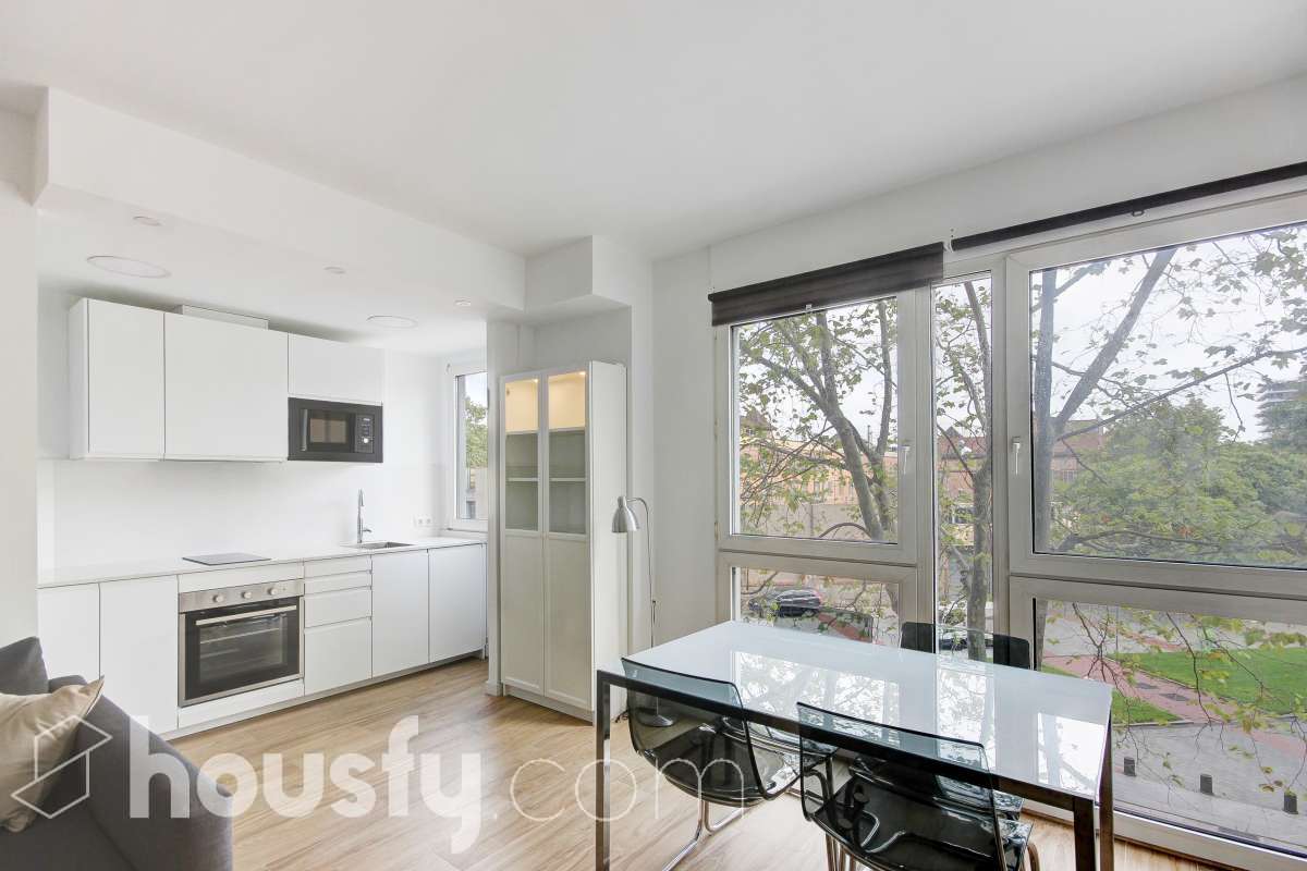 Piso en alquiler en Avinguda del Bogatell, Sant Martí, Barcelona-1