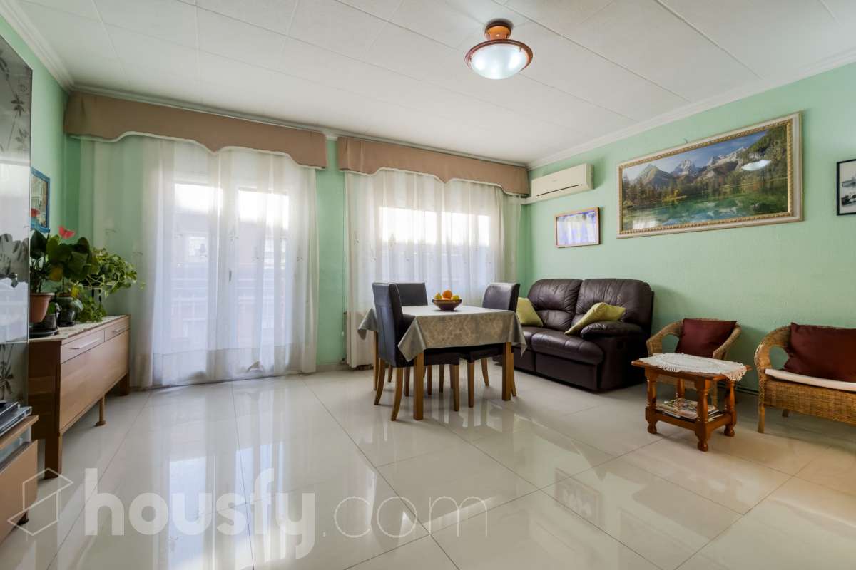 Piso en venta en CL SARAGOSSA,  Badalona-1