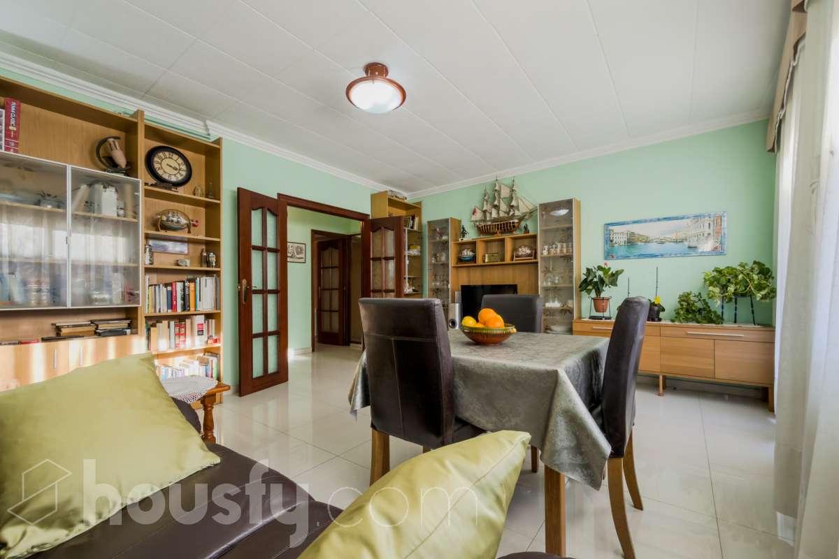 Piso en venta en CL SARAGOSSA,  Badalona-2