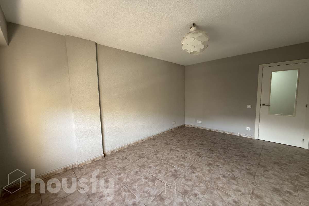 Piso en alquiler en Calle de San Maximiliano, Ciudad Lineal, Madrid-3