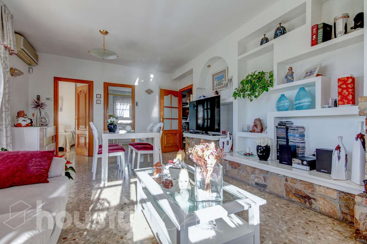 Casa en venta en Avinguda Taronger,  Castellbisbal-3