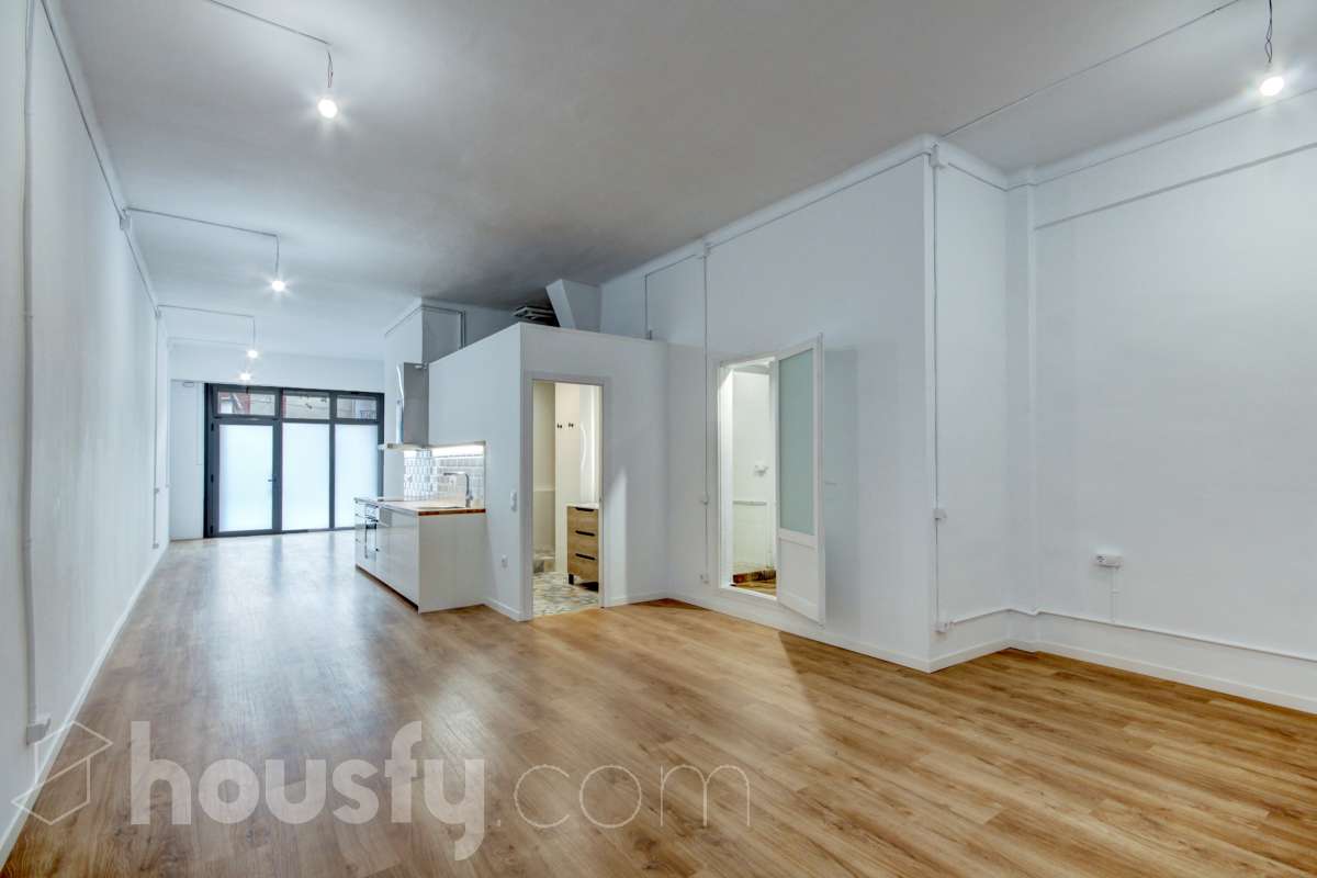 Oficina en venta en CL REI EN JAUME, DEL, Centre, L'Hospitalet de Llobregat-0