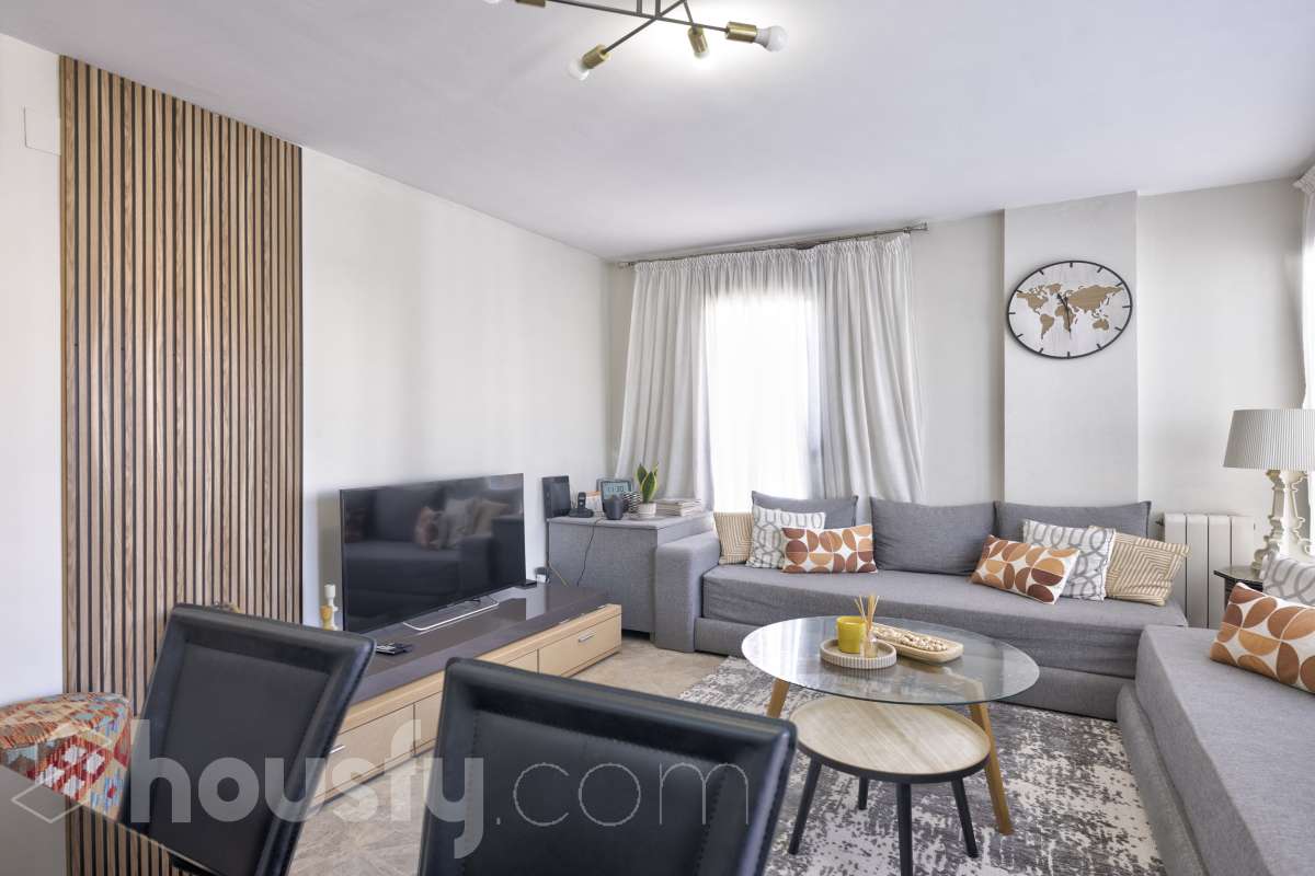 Piso en venta en CL MARE DE DEU DE FATIMA,  Rubí-2