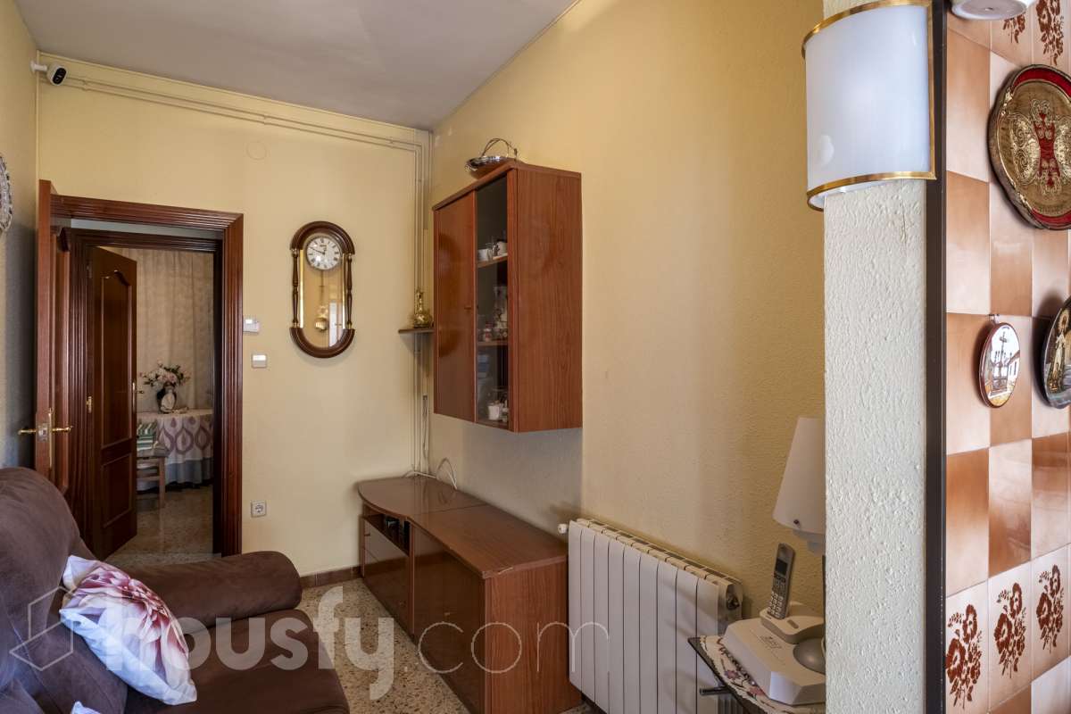 Piso en venta en CL JOSEP CUXART,  Cornellà de Llobregat-4