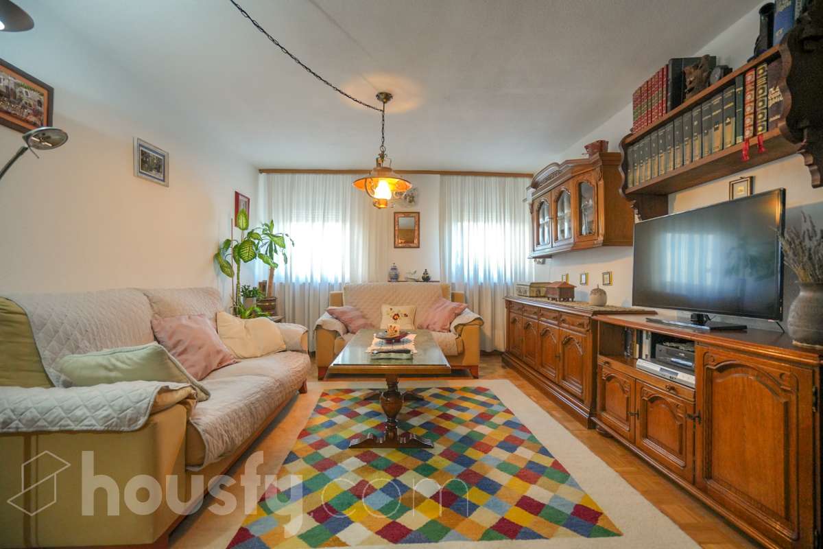 Piso en venta en Av. Santa Eugenia, Villa de Vallecas, Madrid-2