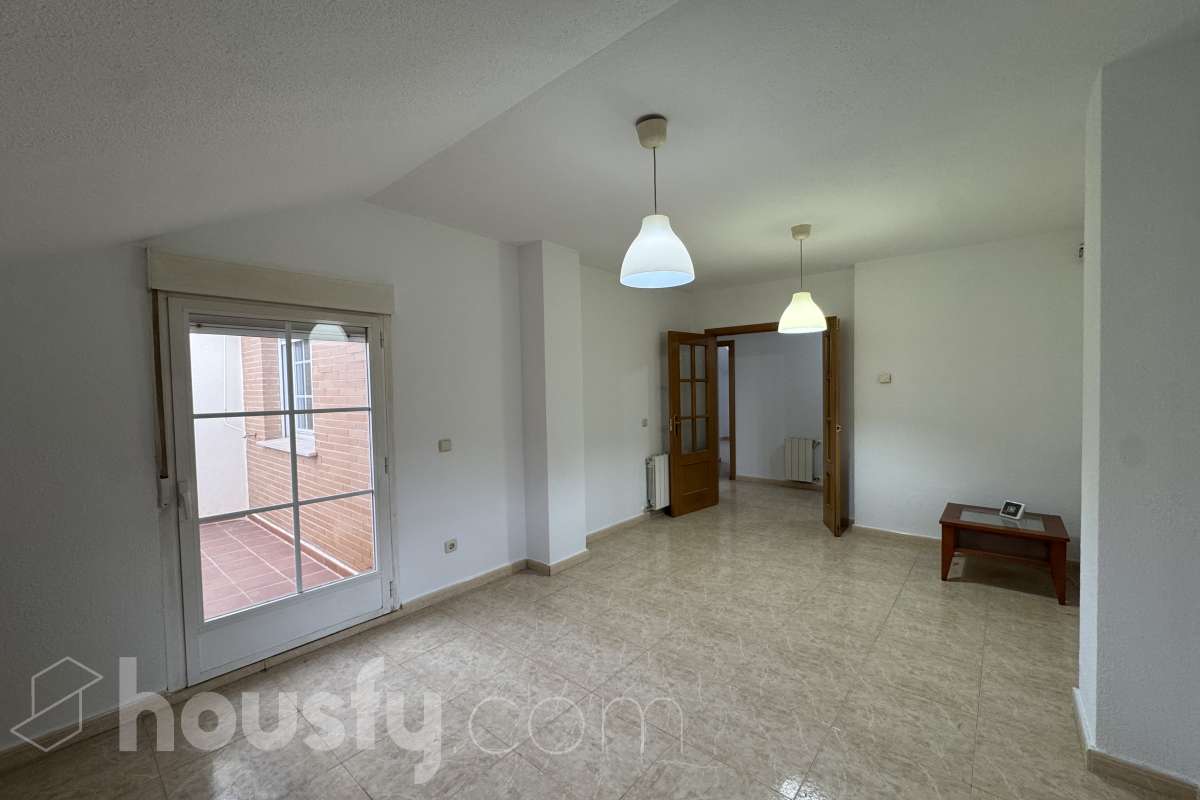 Piso en alquiler en Calle de la Rueda,  Ciempozuelos-1