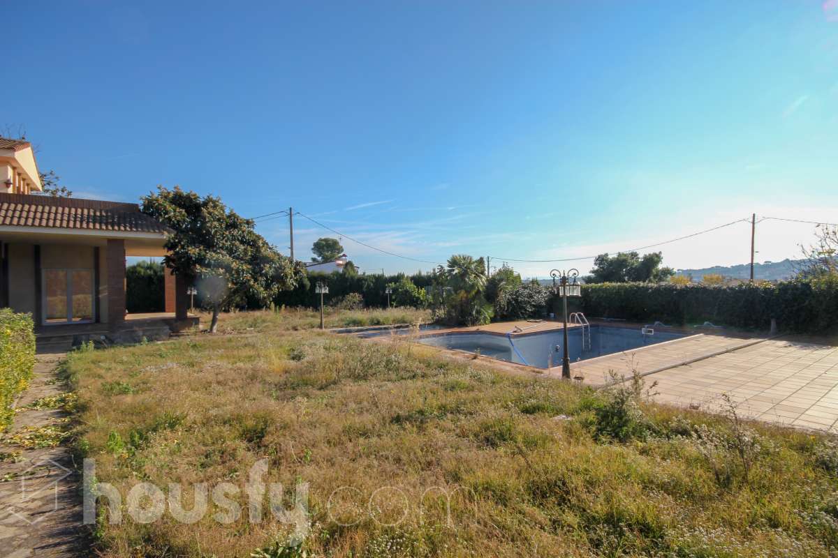 Casa en venta en Avinguda de Barcelona,  El Bruc-0