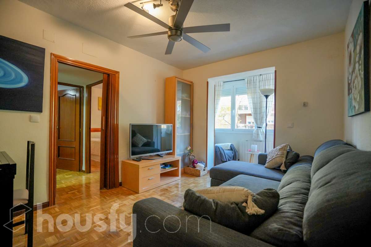 Piso en venta en Avenida de Santa Eugenia, Villa de Vallecas, Madrid-1