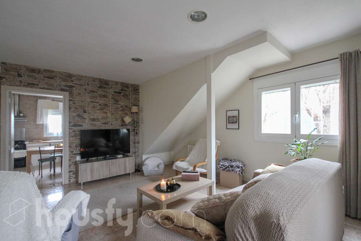 Casa en venta en Carrer Castellar,  Vacarisses-3