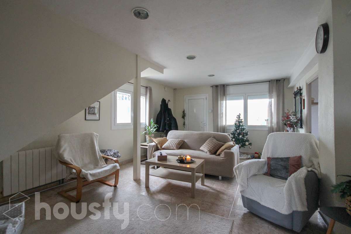 Casa en venta en Carrer Castellar,  Vacarisses-4