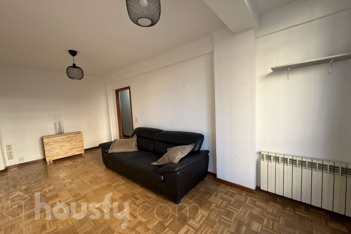 Piso en alquiler en Calle de la Virgen del Coro, Ciudad Lineal, Madrid-1