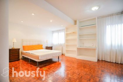 Piso en venta en Cl. Teresita González Quevedo, Cuzco-Castillejos, Madrid-0