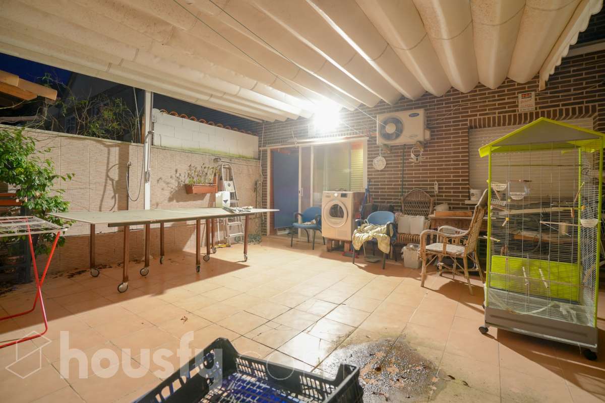 Piso en venta en CL TARAYUELA,  Morata de Tajuña-1