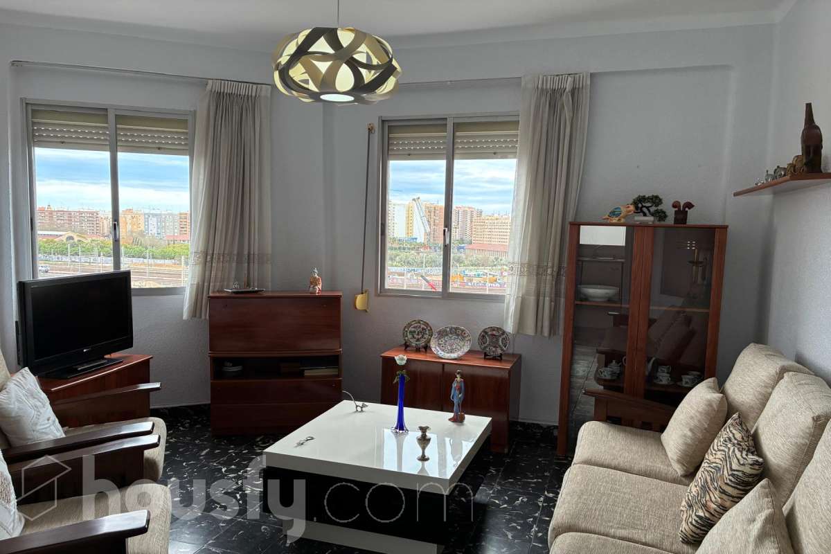 Piso en venta en Carrer de Millars, Jesús, Valencia-3