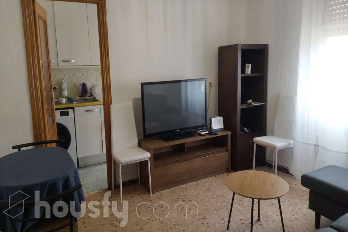 Piso en alquiler en Calle de Tetuán,  Utiel-2