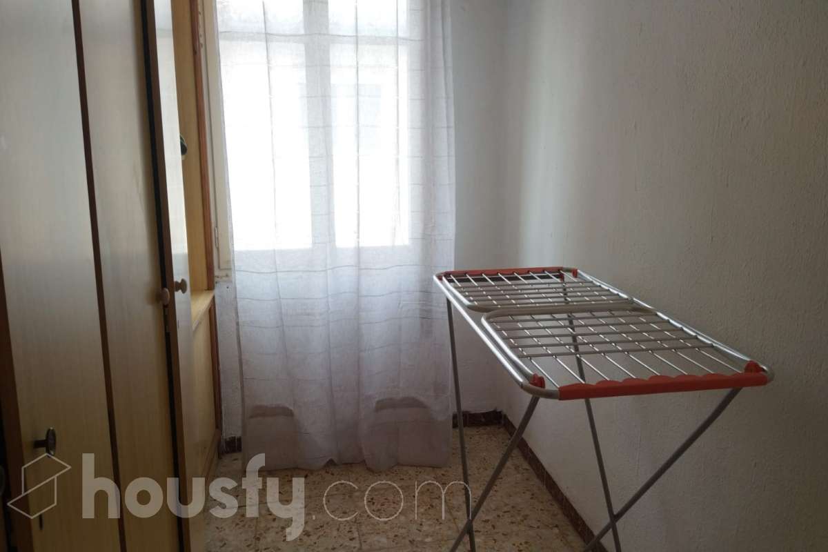 Piso en alquiler en Calle de Tetuán,  Utiel-4