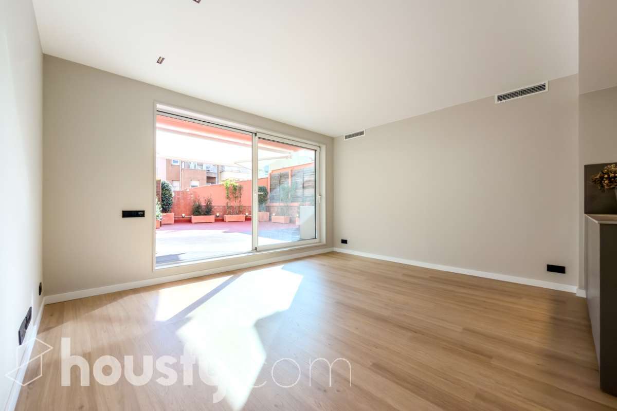 Piso en venta en CL BALLESTER, Sarrià-Sant Gervasi, Barcelona-1